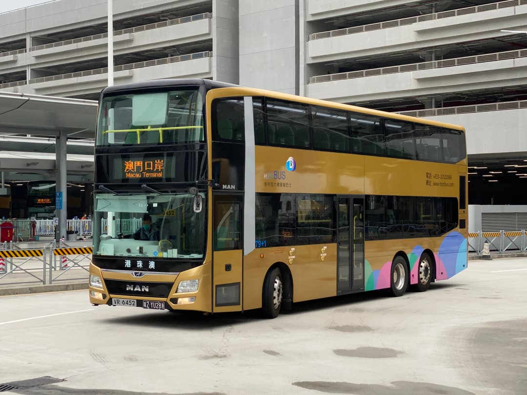 Hong Kong-Zhuhai-Macau Bridge Shuttle Bus